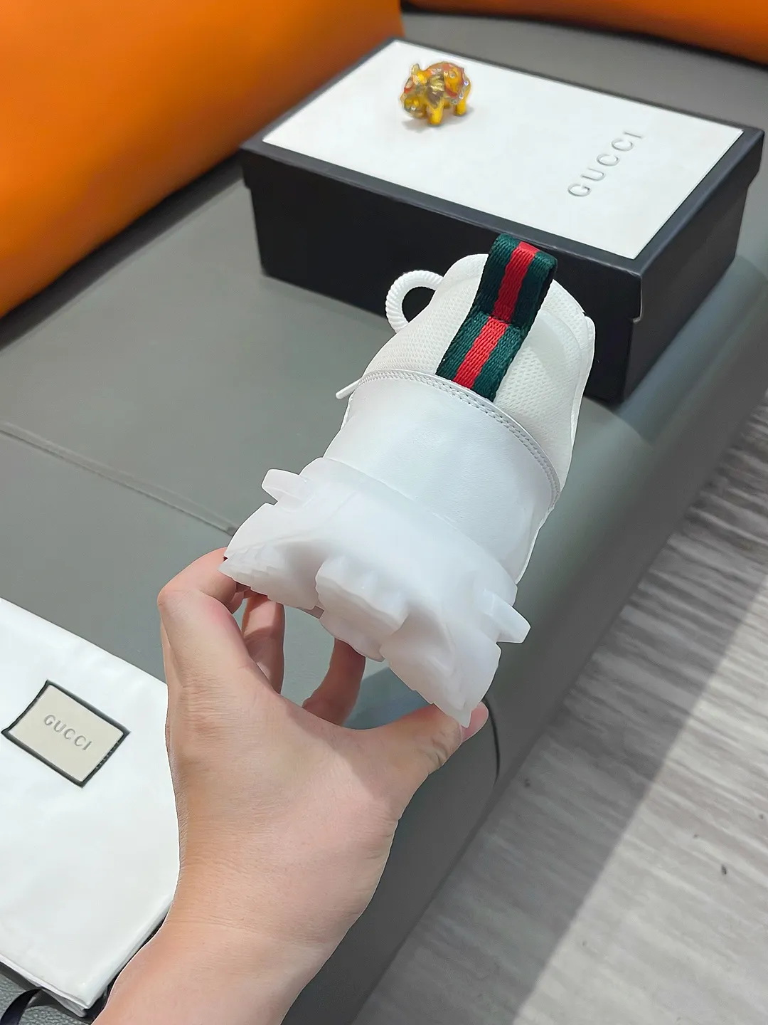 Men's shoes GUCCI "Gucci" P440 Regular size: 38-44 (casual shoes) Product materials: Selected cowhide upper, soft sheepskin feet; original factory special outsole.